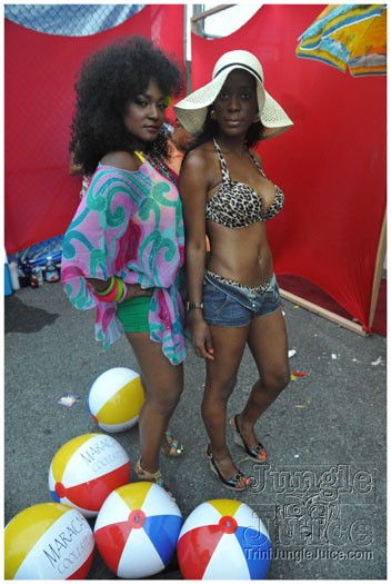 maracas_cooler_fete_aug8-084