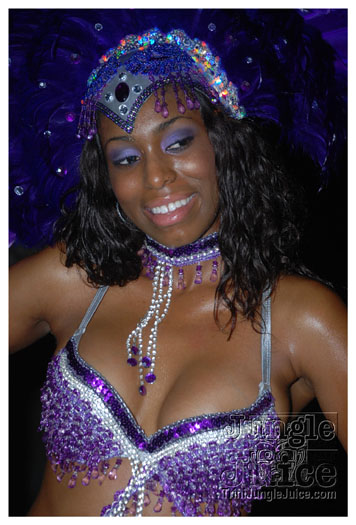 mascots_intl_2010_band_launch-031