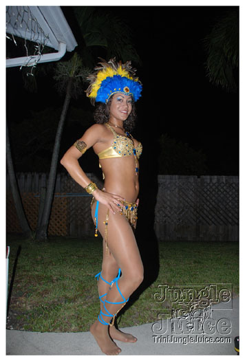 mascots_intl_2010_band_launch-032