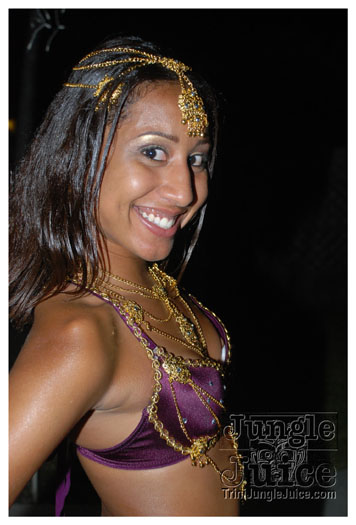 mascots_intl_2010_band_launch-037