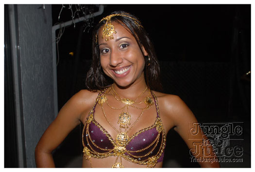 mascots_intl_2010_band_launch-039