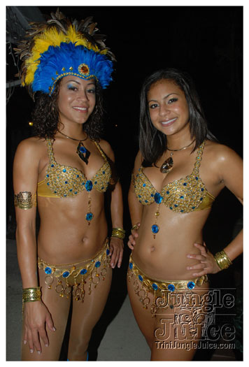 mascots_intl_2010_band_launch-049