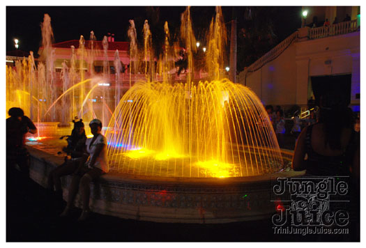 mask_halloween_2010-002