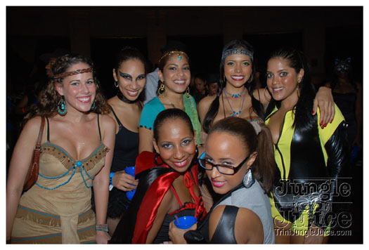 mask_halloween_2010-005