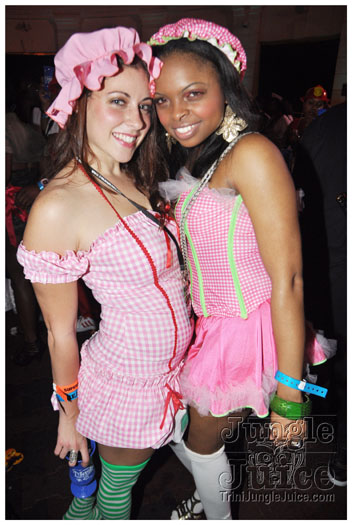 mask_halloween_2010-006