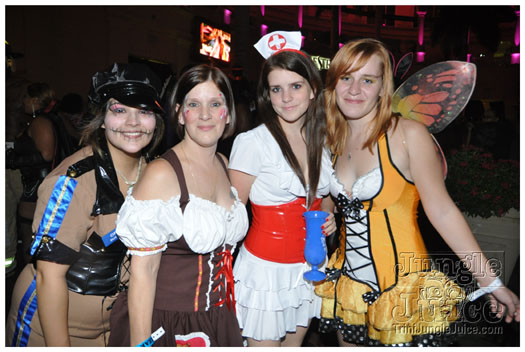 mask_halloween_2010-007