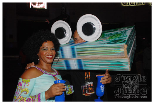 mask_halloween_2010-037