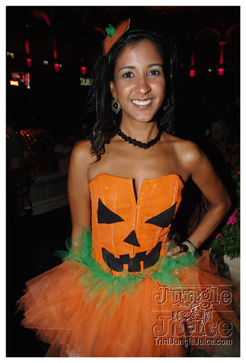 mask_halloween_2010-048