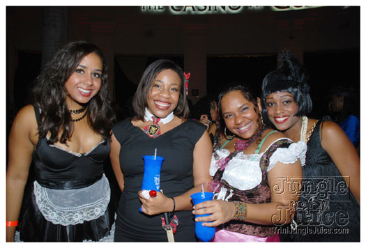 mask_halloween_2010-071