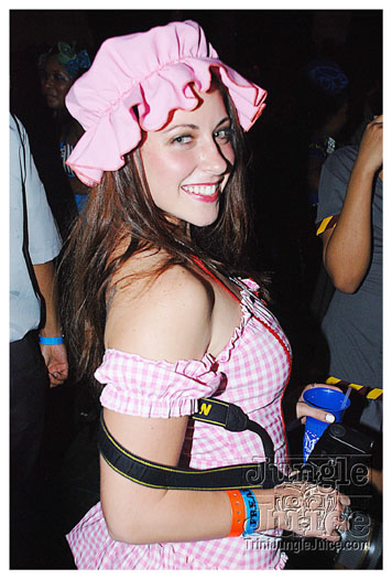 mask_halloween_2010-096