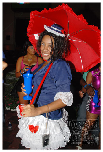 mask_halloween_2010-103