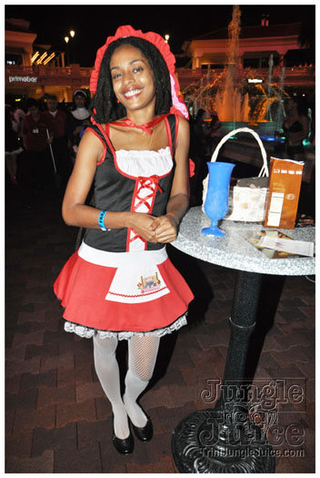 mask_halloween_2010-119