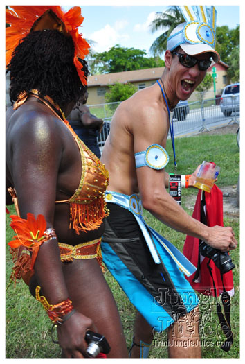 miami_cval_parade_2010_pt1-018