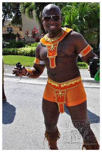 miami_cval_parade_2010_pt1-033