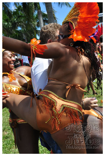 miami_cval_parade_2010_pt1-039