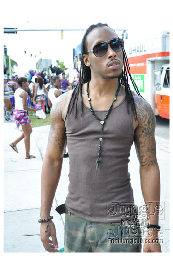 miami_cval_parade_2010_pt1-052