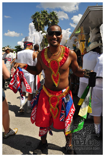 miami_cval_parade_2010_pt2-010