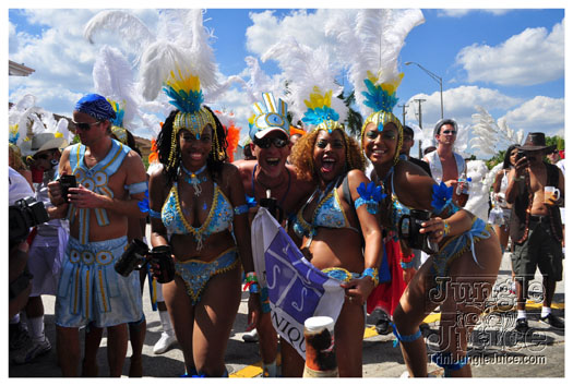 miami_cval_parade_2010_pt2-013
