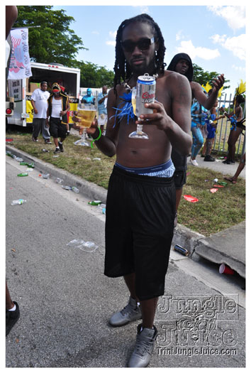 miami_cval_parade_2010_pt2-036