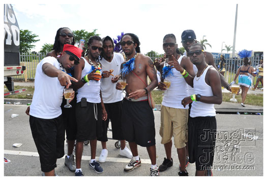 miami_cval_parade_2010_pt2-038