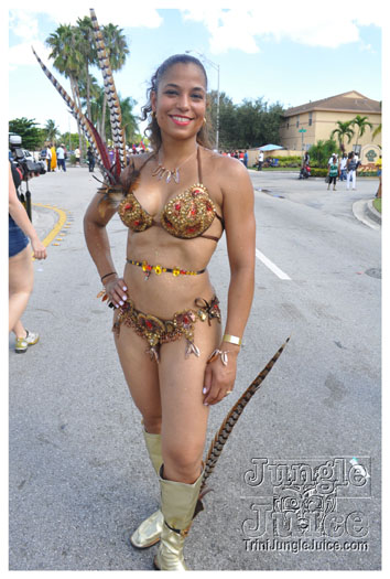 miami_cval_parade_2010_pt2-044