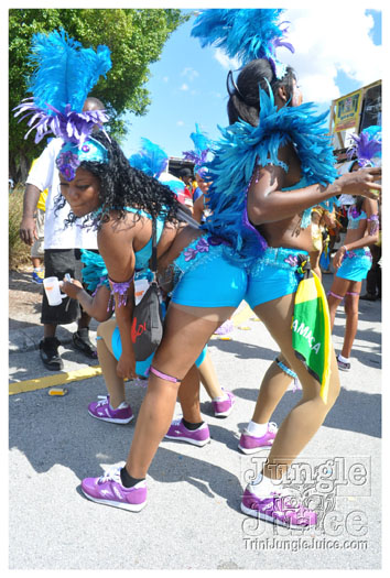 miami_cval_parade_2010_pt2-054