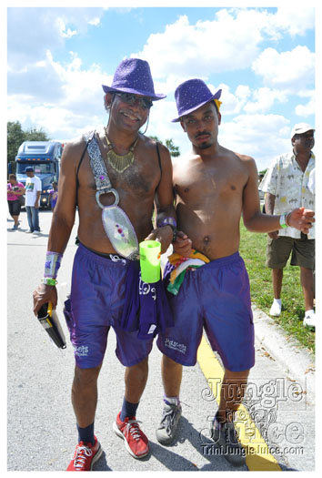 miami_cval_parade_2010_pt2-058