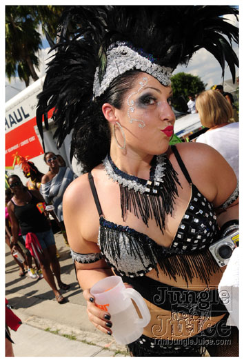 miami_cval_parade_2010_pt4-018