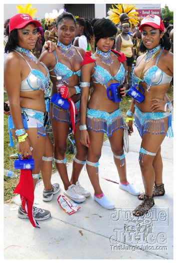 miami_cval_parade_2010_pt4-058