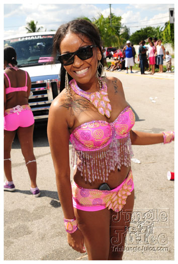 miami_cval_parade_2010_pt4-086