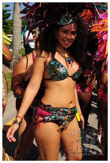 miami_cval_parade_2010_pt4-091