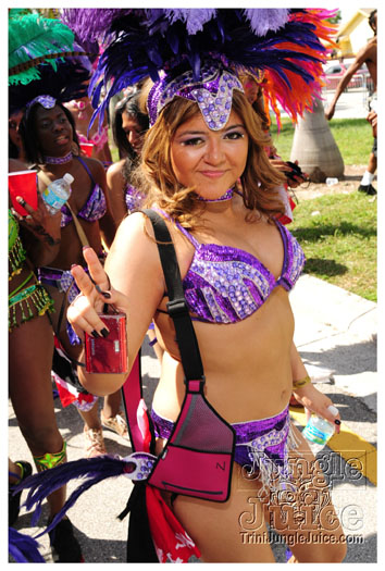 miami_cval_parade_2010_pt4-098