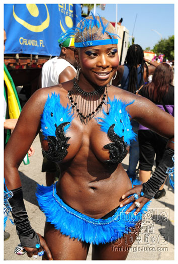 miami_cval_parade_2010_pt4-106