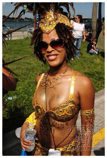 miami_cval_parade_2010_pt4-121