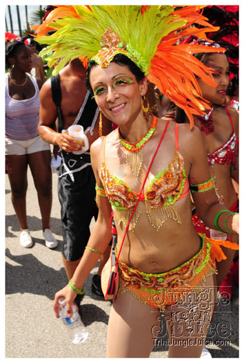 miami_cval_parade_2010_pt4-126