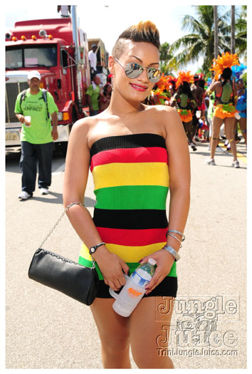 miami_cval_parade_2010_pt4-132