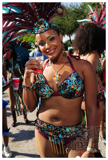 miami_cval_parade_2010_pt5-047