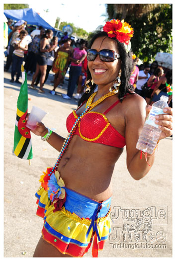 miami_cval_parade_2010_pt5-071