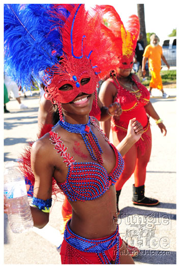 miami_cval_parade_2010_pt5-074