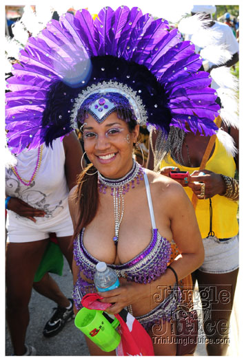 miami_cval_parade_2010_pt5-103