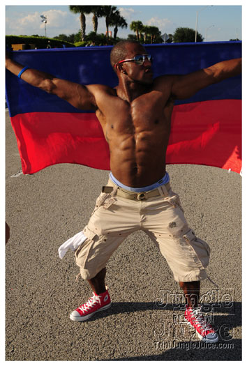 miami_cval_parade_2010_pt5-107