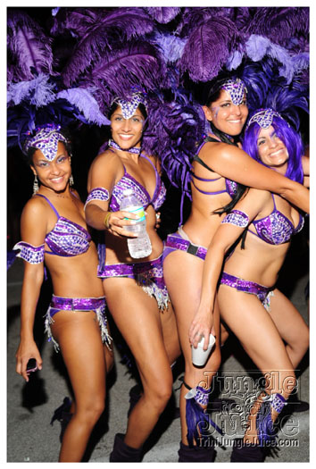 miami_cval_parade_2010_pt5-203