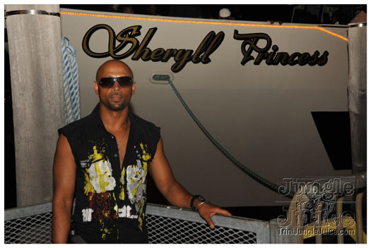 monday_night_madness_aug30-016