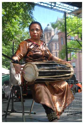 muhtadi_drumming_fest_jun2010-067