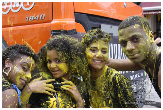 nhc_liquid_gold_2010-034