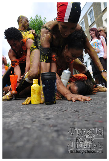 nhc_liquid_gold_2010-073