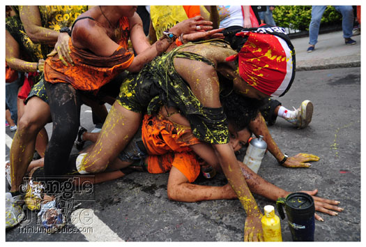 nhc_liquid_gold_2010-074