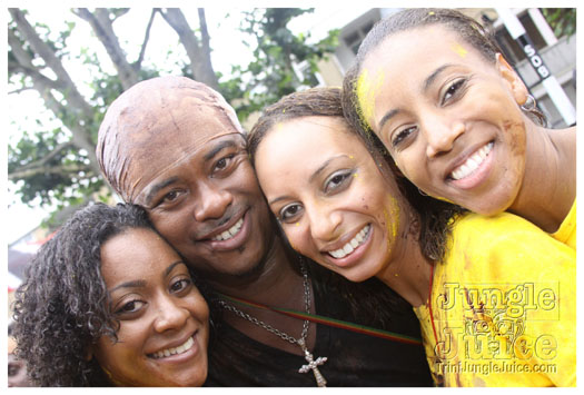 nhc_liquid_gold_2010-094