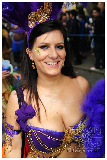 nhc_poisonuk_2010-009