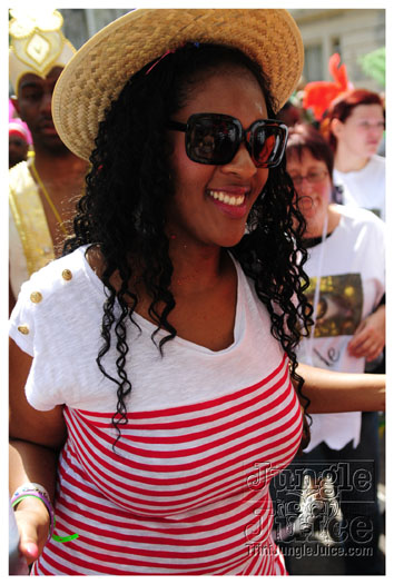 nhc_poisonuk_2010-014